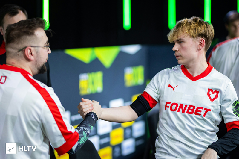 torzsi：输掉比赛后自我反思、接受反馈都至关重要